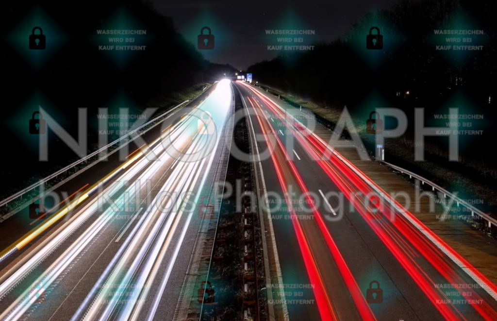 Lichtspuren der Autobahn